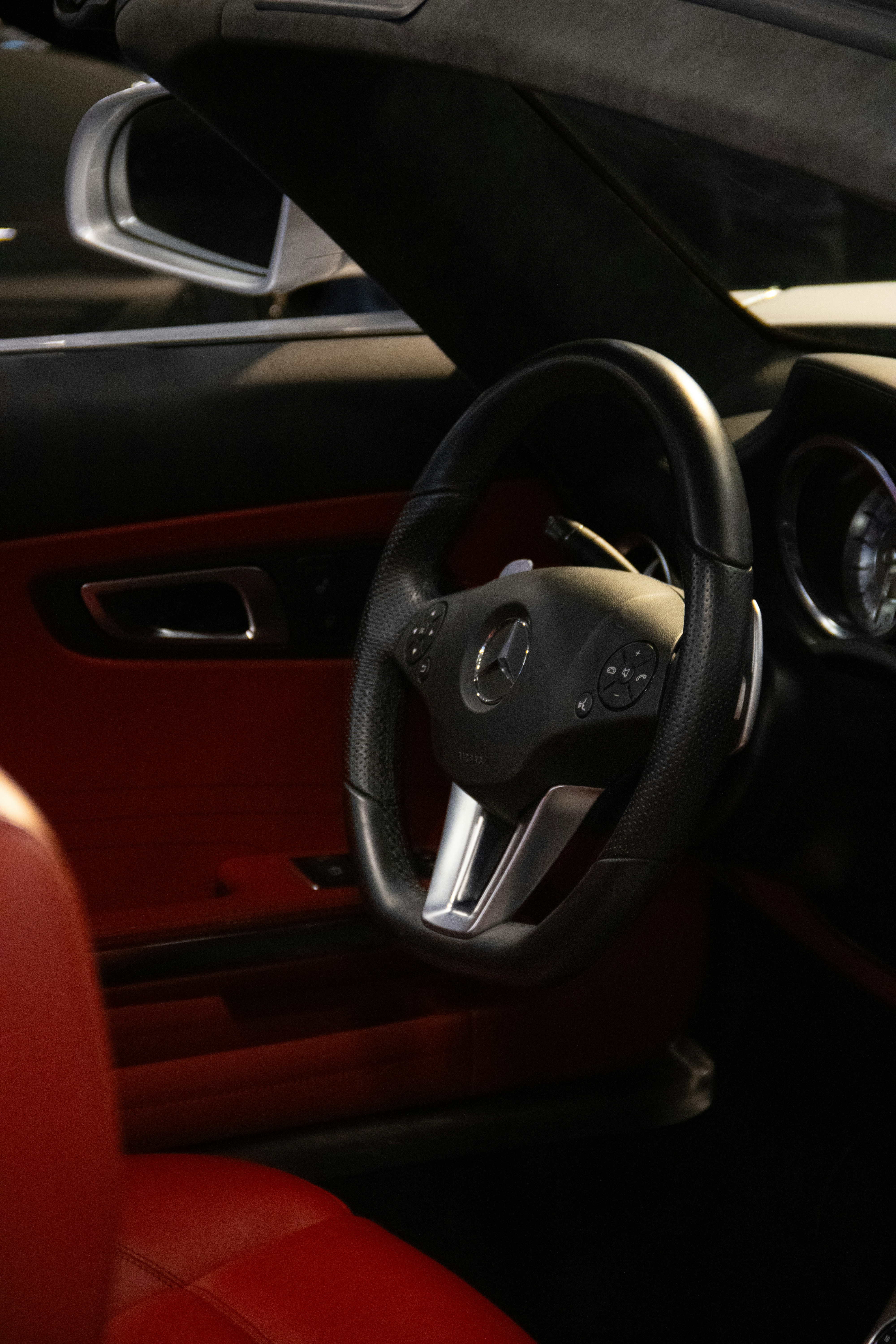Mercedes-Benz sisäputsaus